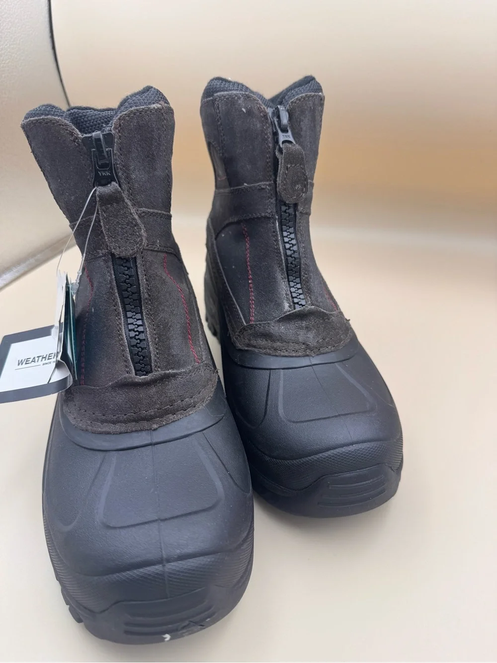 Weatherproof Black and Brown Men's Winter Boots Zip closure Size 8M